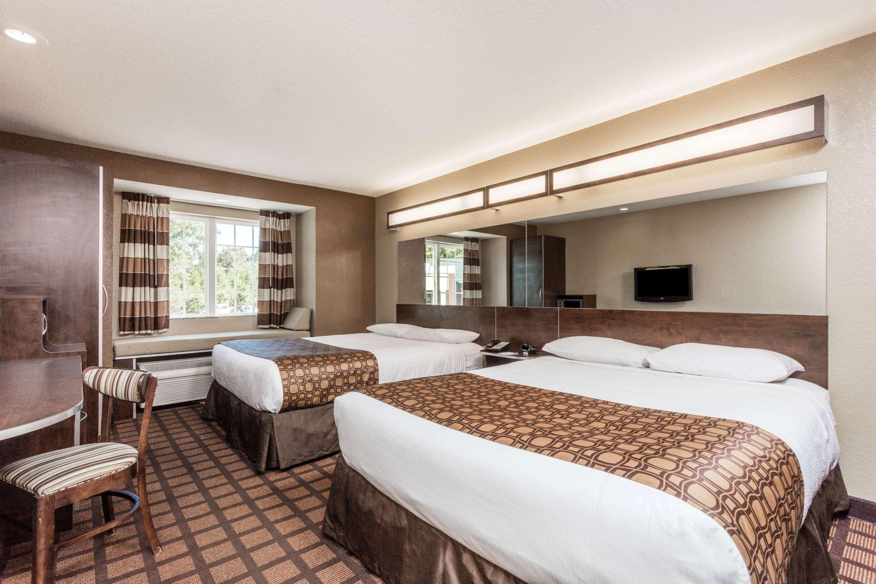 Microtel Inn & Suites By Wyndham Macon Exterior photo