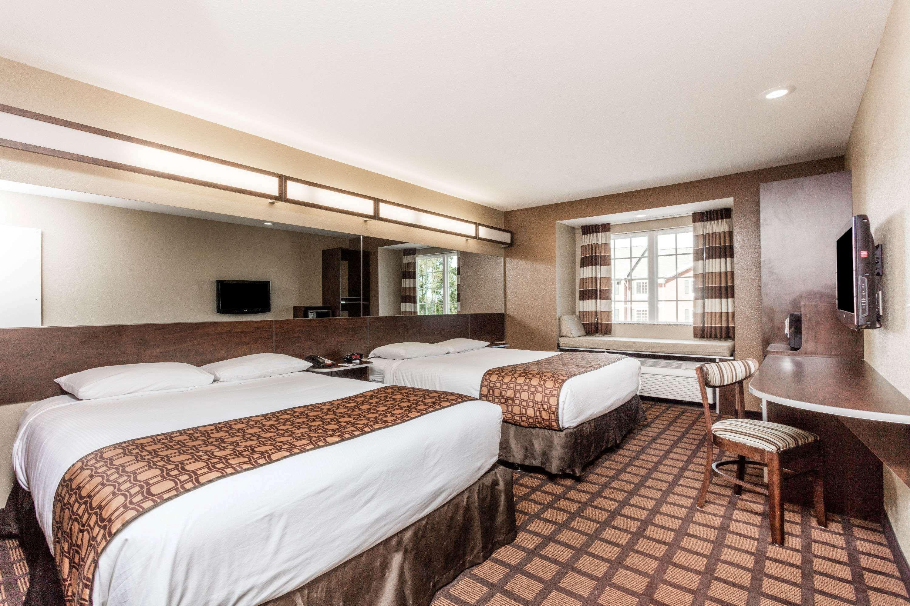 Microtel Inn & Suites By Wyndham Macon Exterior photo